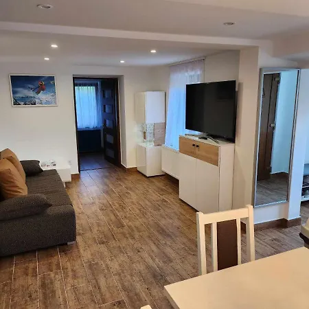 Peter's Flat In Marmolada